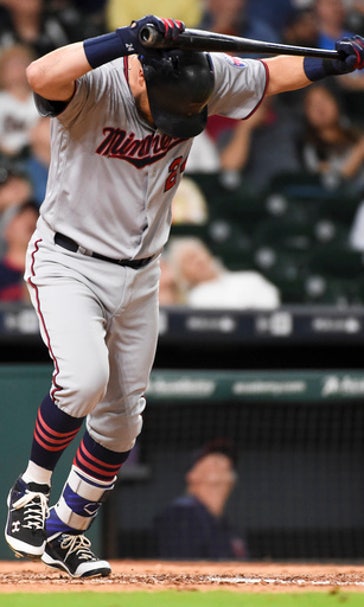 Castro, Springer power Houston past Minnesota, 6-4